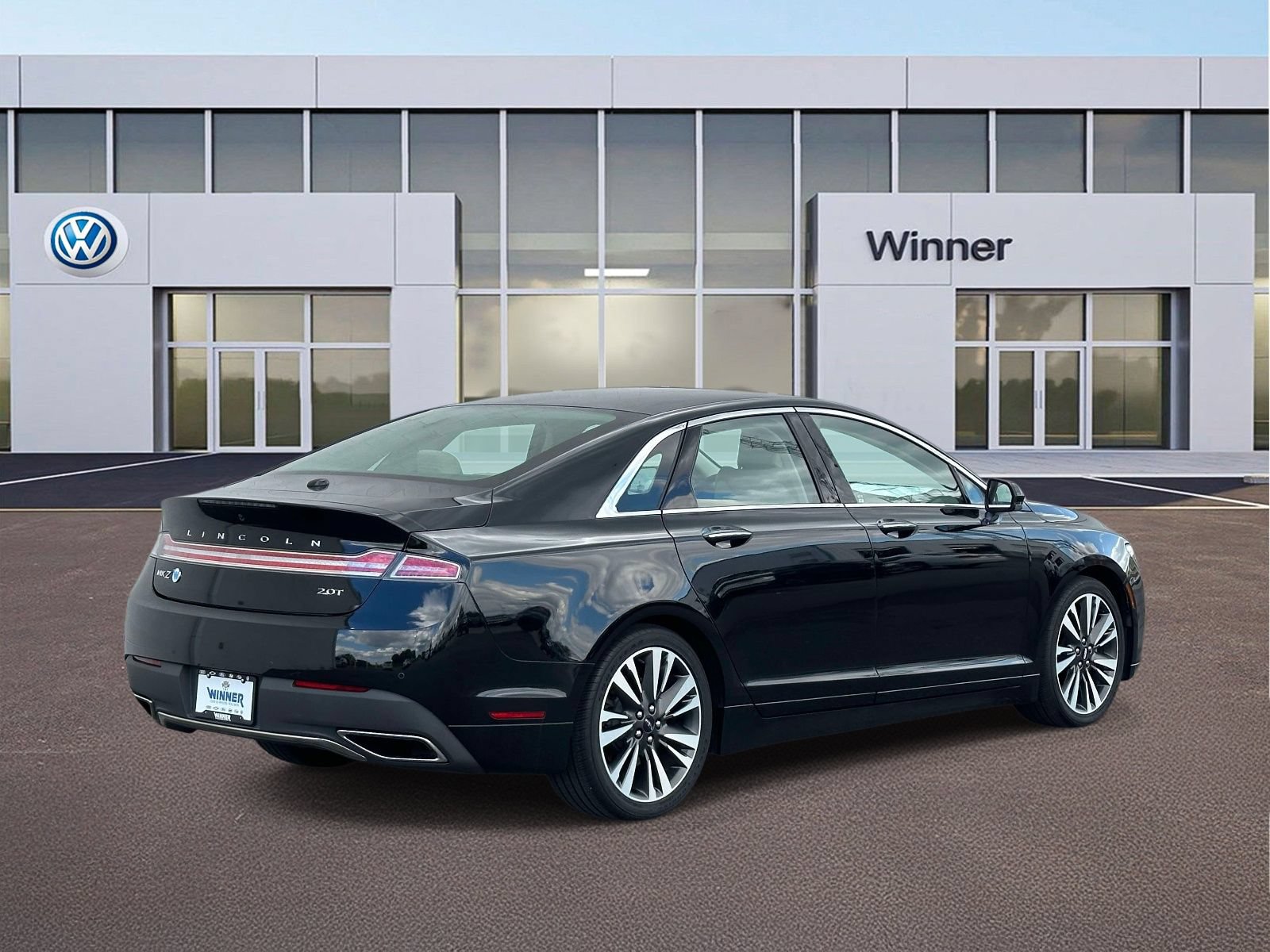 Used 2018 Lincoln MKZ Select w/ Select Plus Package FWD image 5