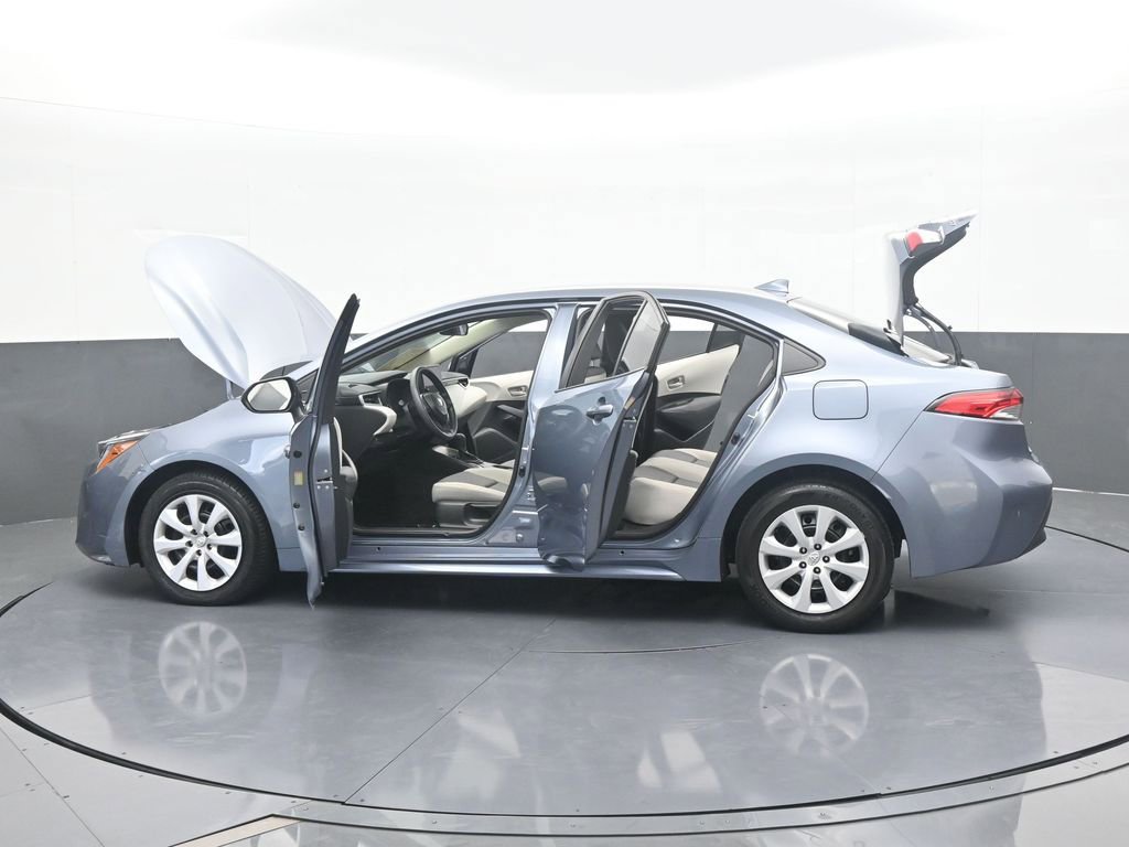 Used 2024 Toyota Corolla LE image 72