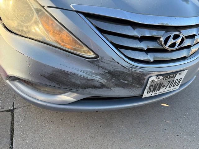Used 2011 Hyundai Sonata Limited w/ Navigation Pkg 5 FWD image 9