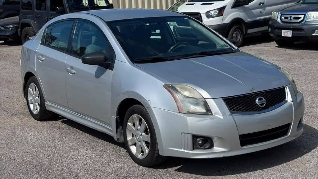 Used 2011 Nissan Sentra 2.0 SR FWD image 8