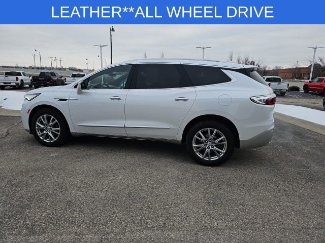 Used 2023 Buick Enclave Premium image 11