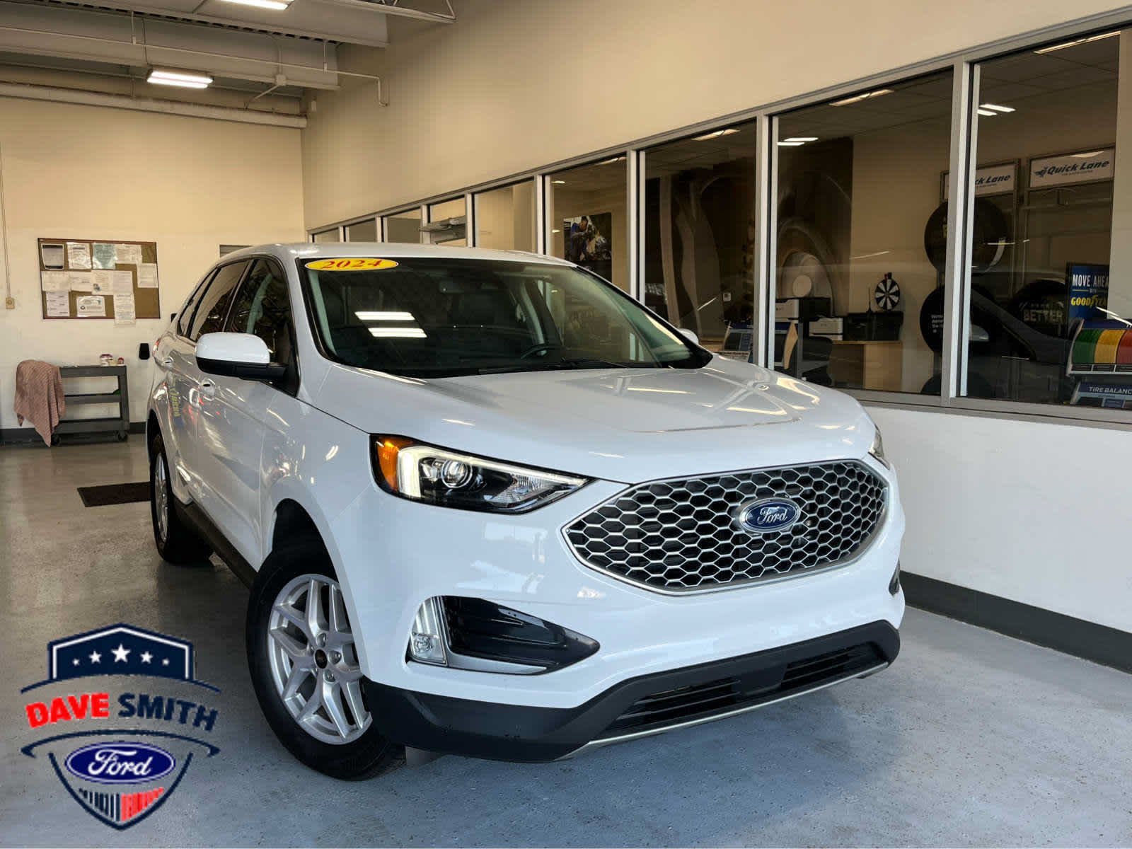 Certified 2024 Ford Edge SEL w/ Convenience Package AWD/4WD image 45