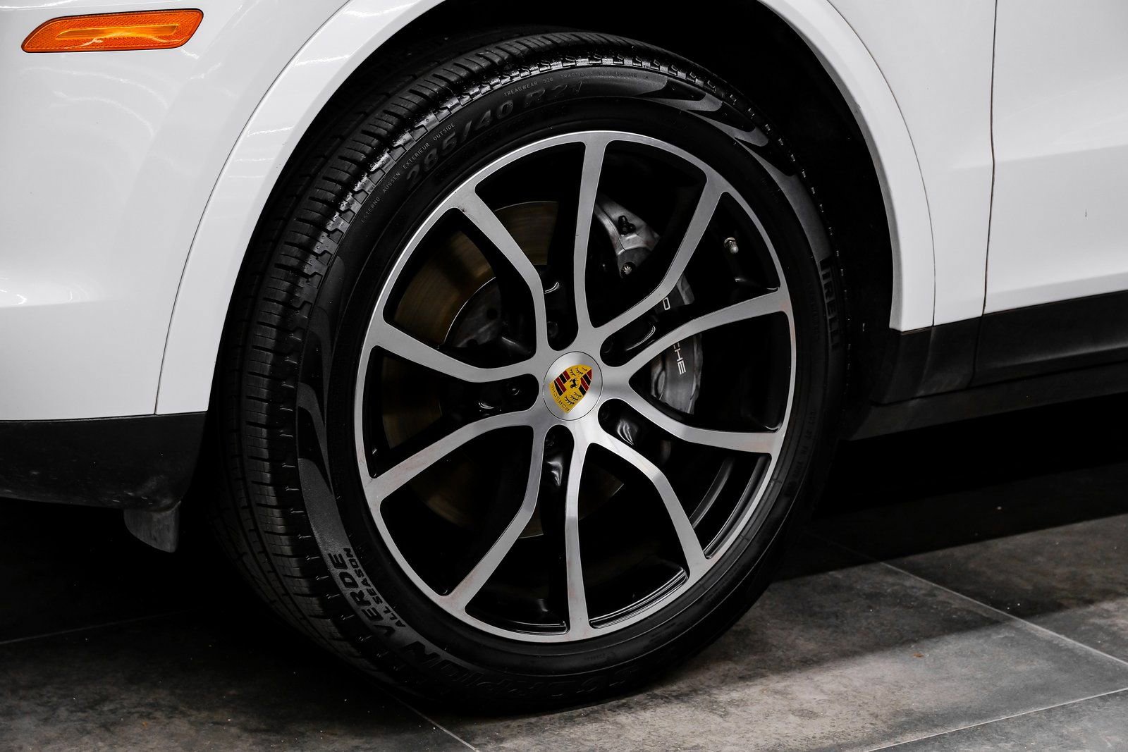 Used 2023 Porsche Cayenne Coupe image 69