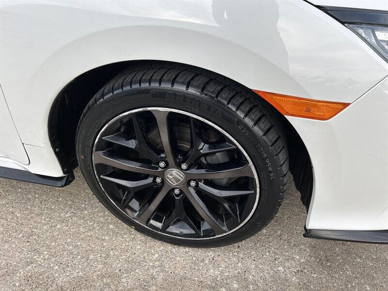 Used 2020 Honda Civic Sport Touring image 8