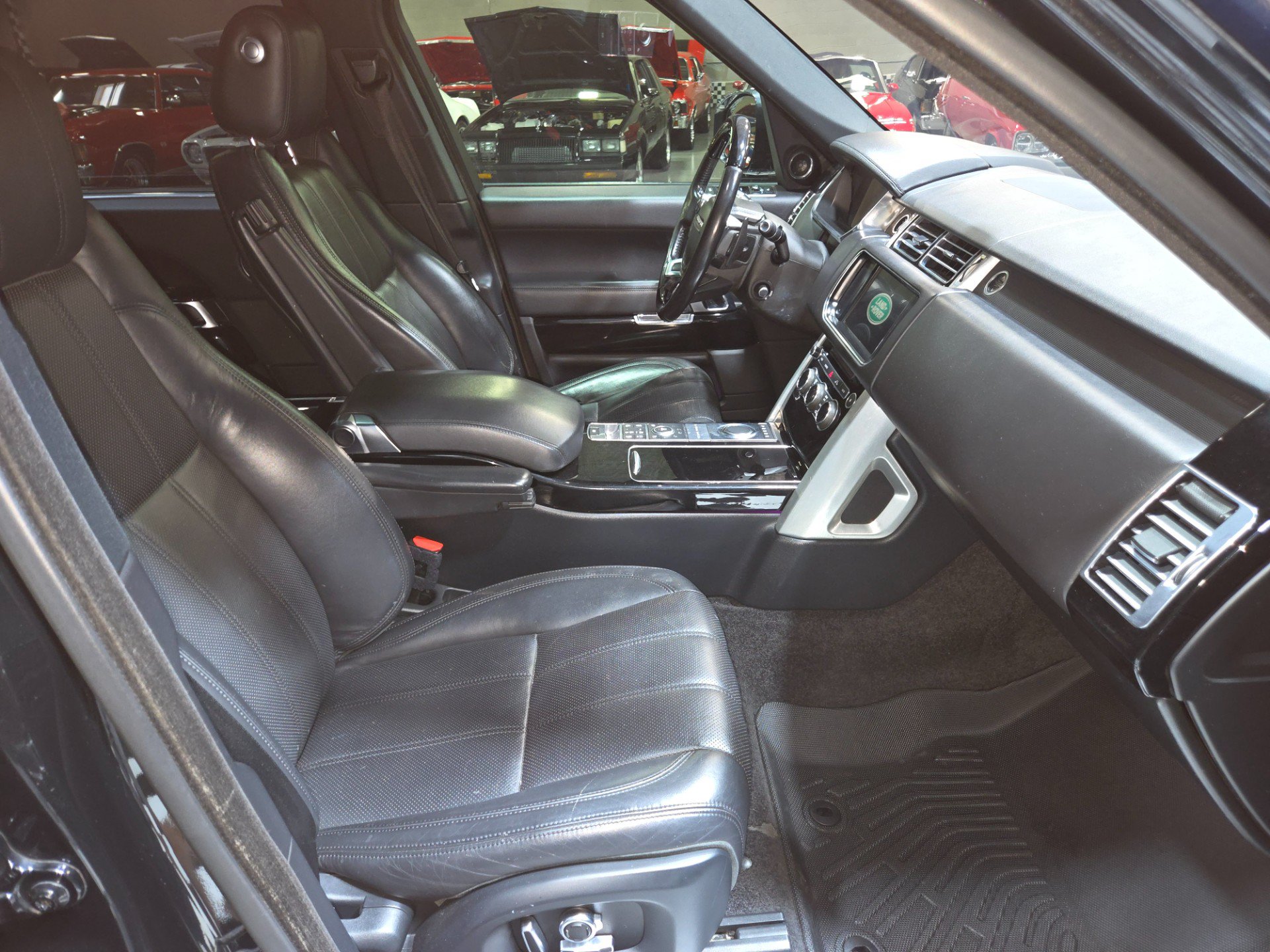 Used 2016 Land Rover Range Rover Long Wheelbase Supercharged AWD/4WD image 16