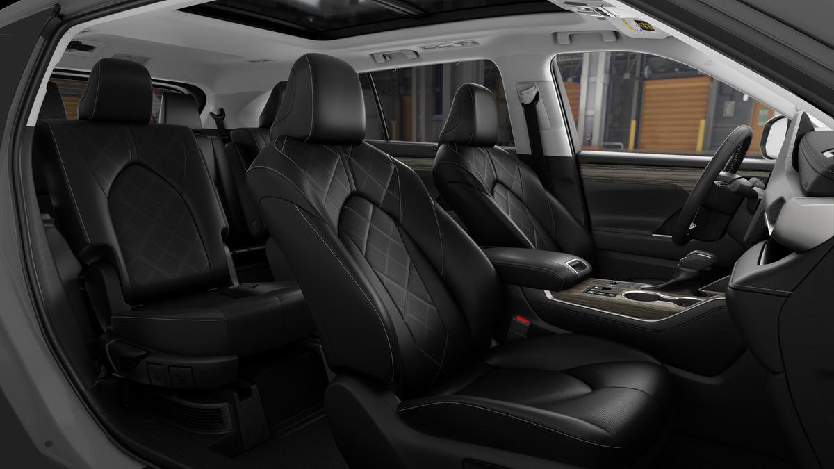 New 2026 Toyota Highlander Platinum image 20