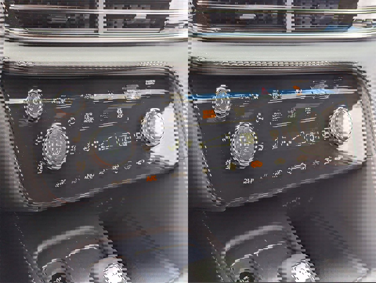 New 2026 INFINITI QX60 Autograph image 16