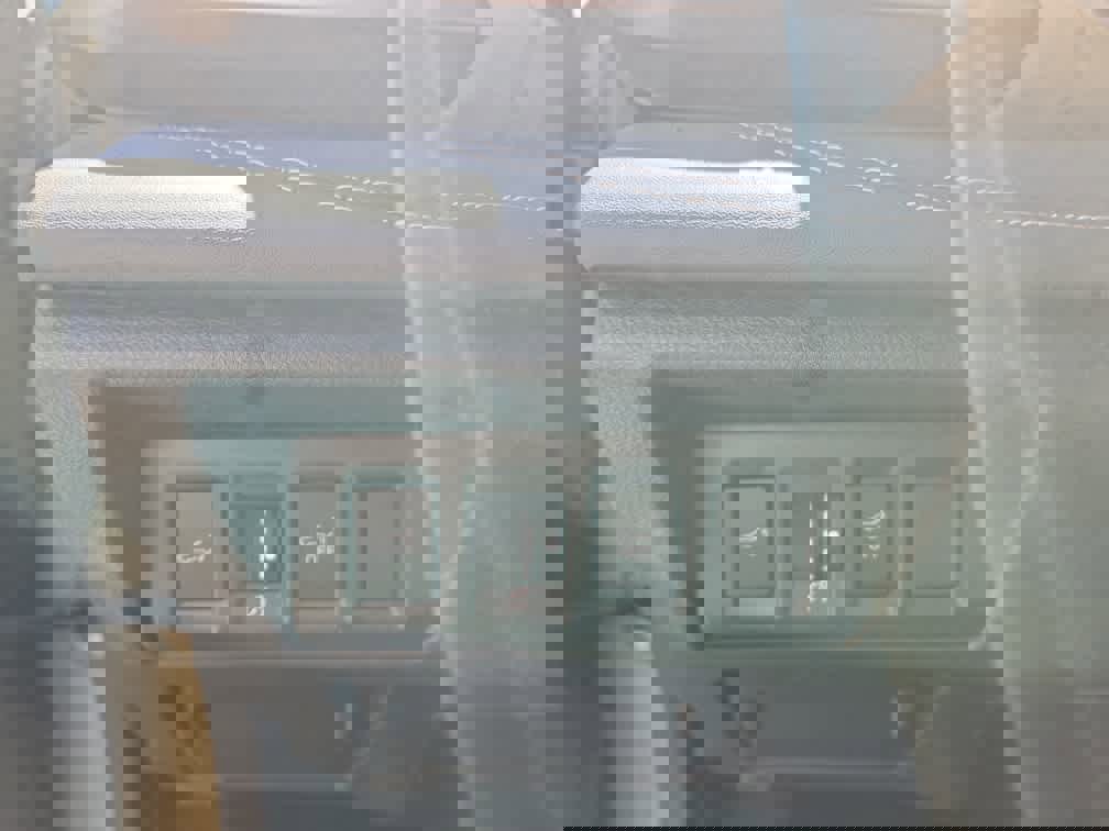 Used 2020 Subaru Outback Limited AWD/4WD image 24