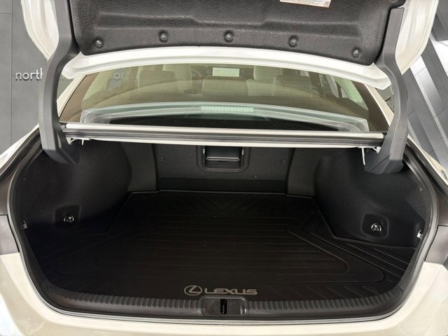 Certified 2025 Lexus ES 300h Ultra Luxury FWD image 23
