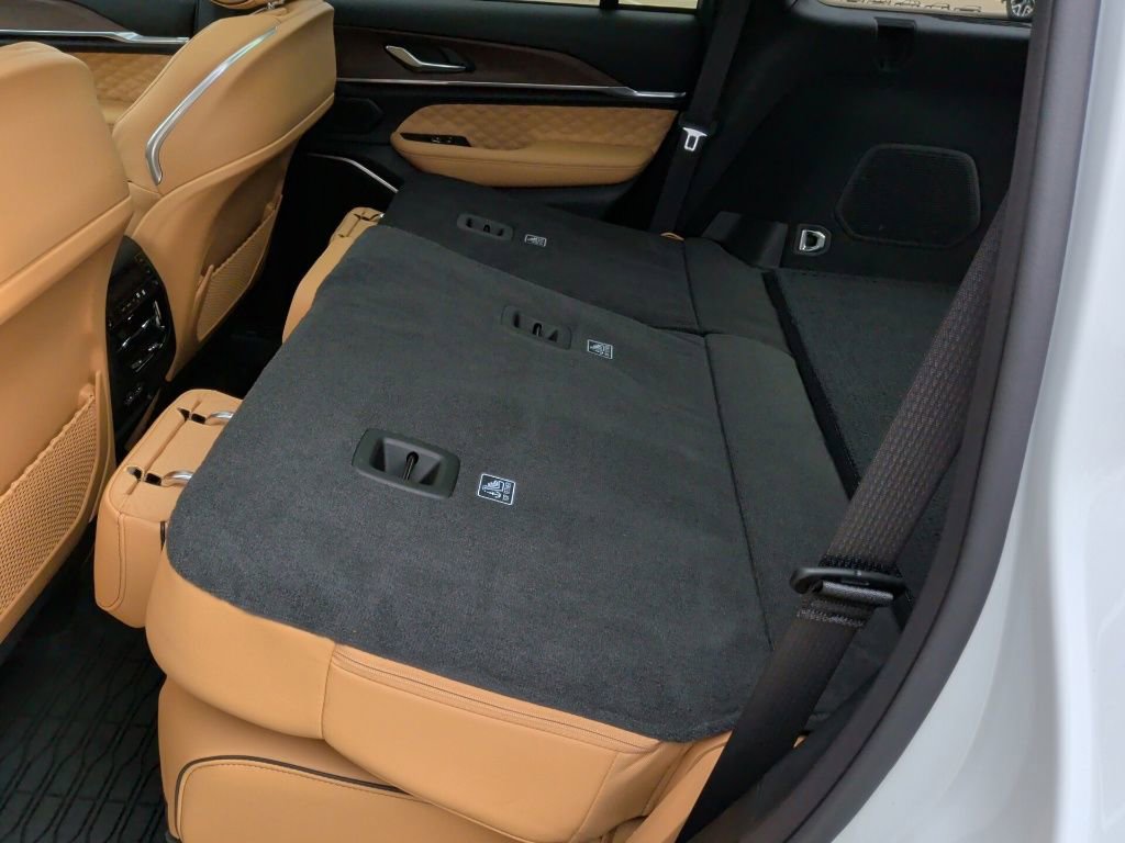 New 2025 Jeep Grand Cherokee Summit image 47