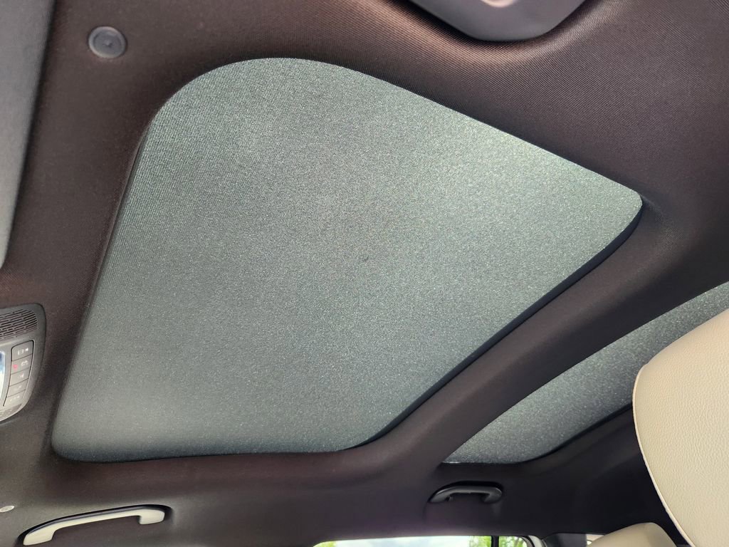 New 2026 Mercedes-Benz GLB 250 4MATIC image 24