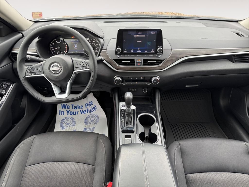 Used 2023 Nissan Altima 2.5 SV image 10