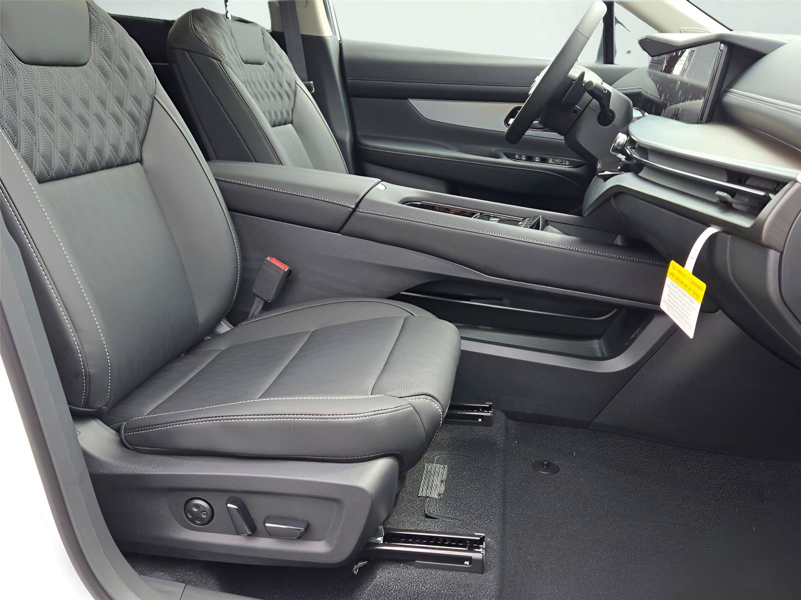 New 2026 Nissan Murano Platinum w/ Cargo Package AWD/4WD image 5