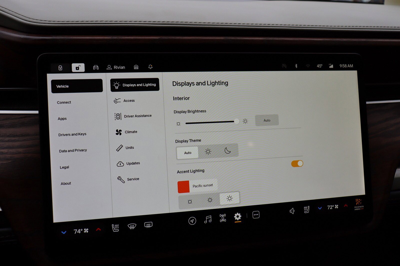 Used 2023 Rivian R1S Adventure image 37