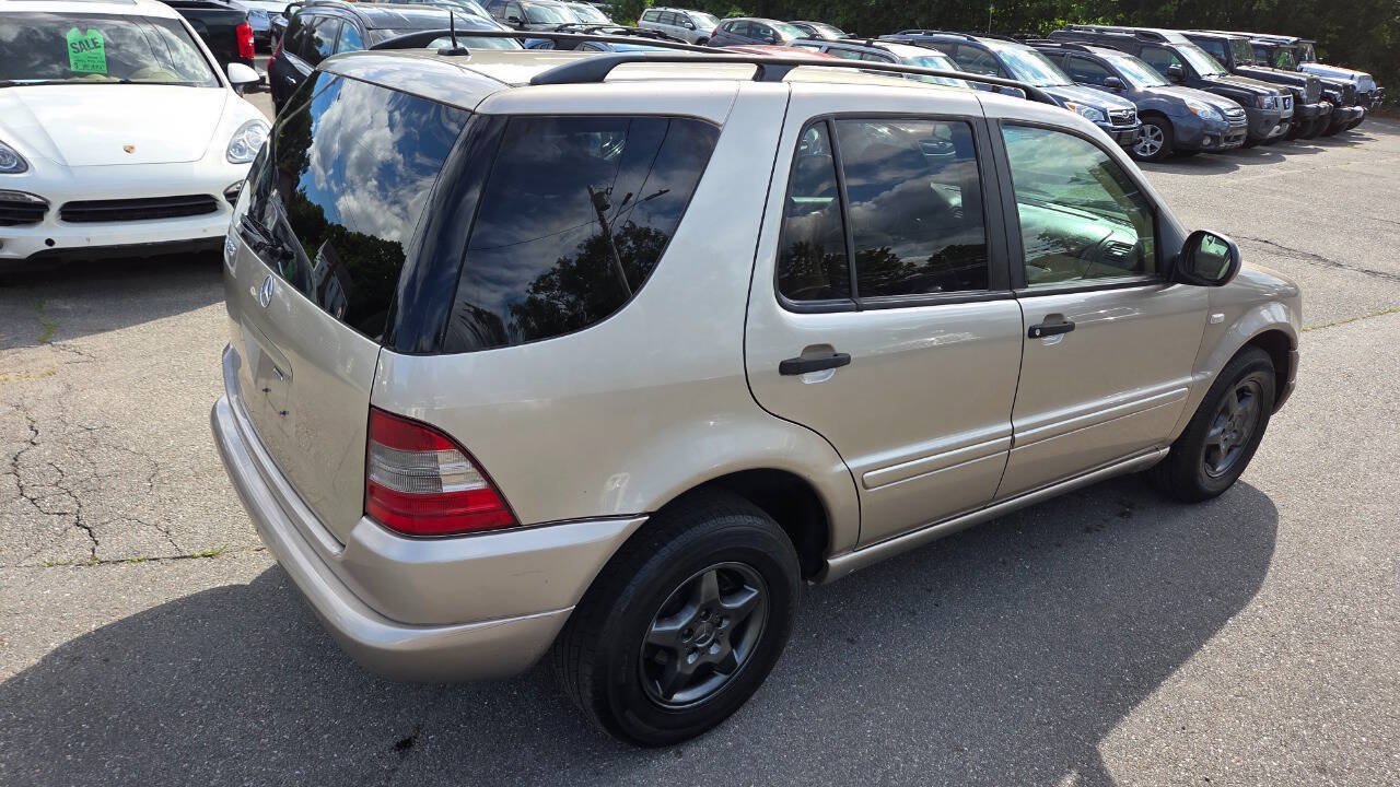 Used 2001 Mercedes-Benz ML 320 4MATIC image 12