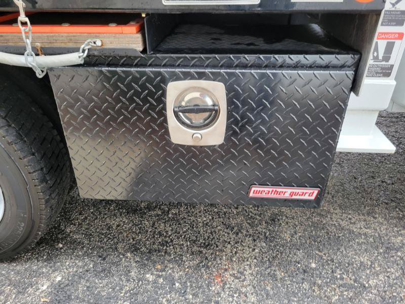 Used 2022 Ford F550 4x4 Regular Cab Super Duty image 37