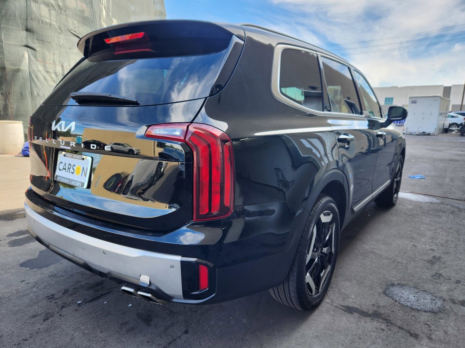 Used 2023 Kia Telluride S FWD image 31
