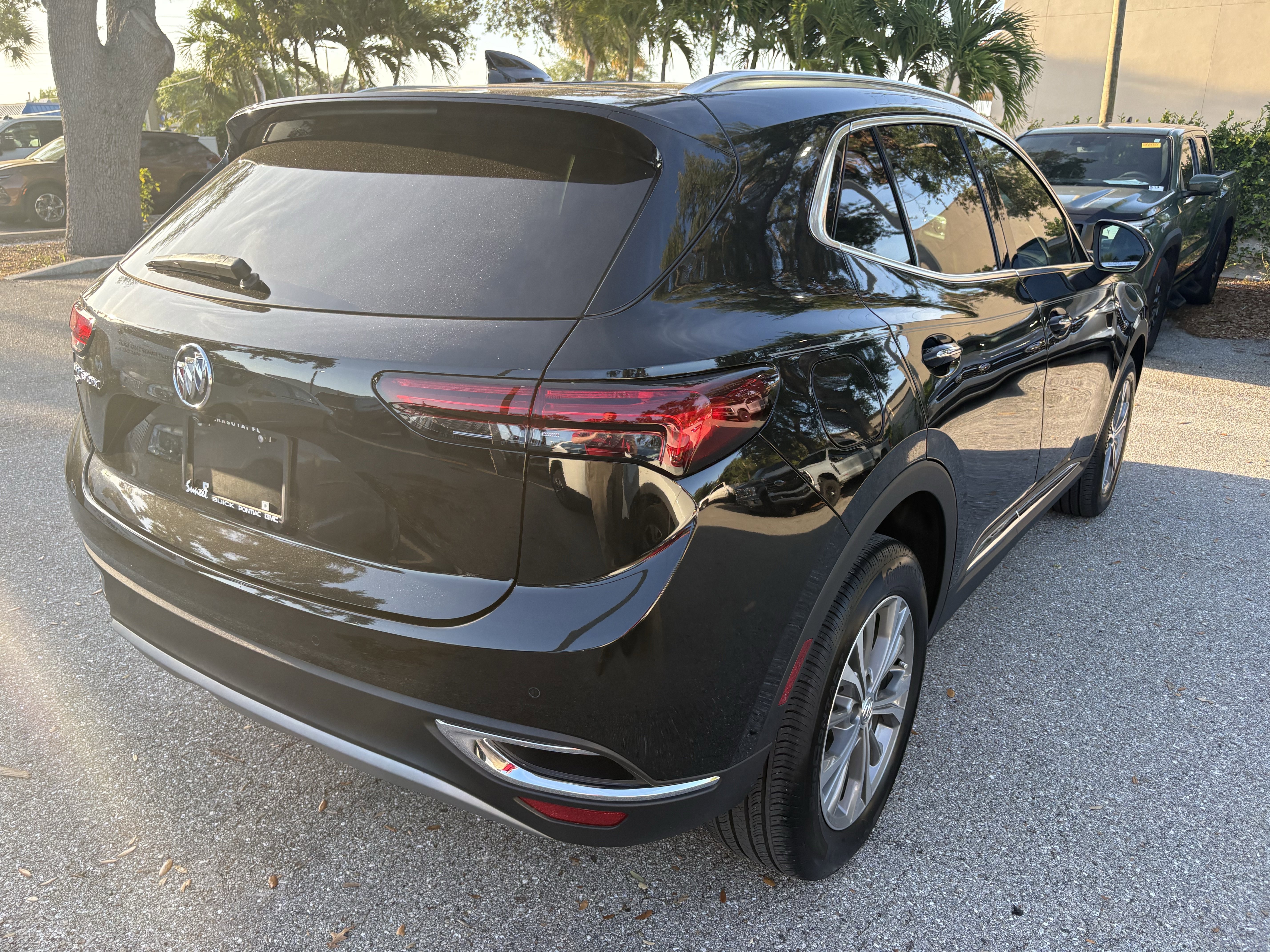 Used 2023 Buick Envision Preferred image 7