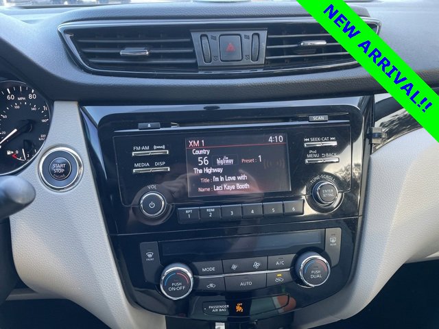 Used 2018 Nissan Rogue Sport SV image 9