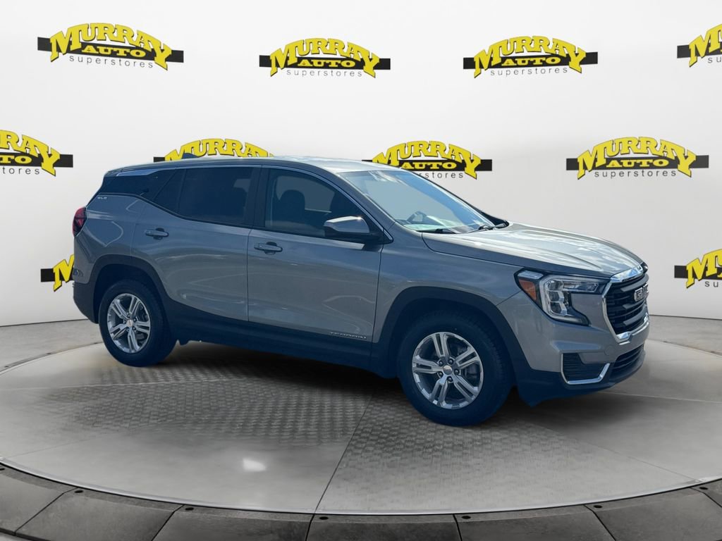 Used 2024 GMC Terrain SLE FWD image 7