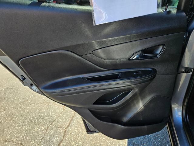 Used 2019 Buick Encore Essence FWD image 18