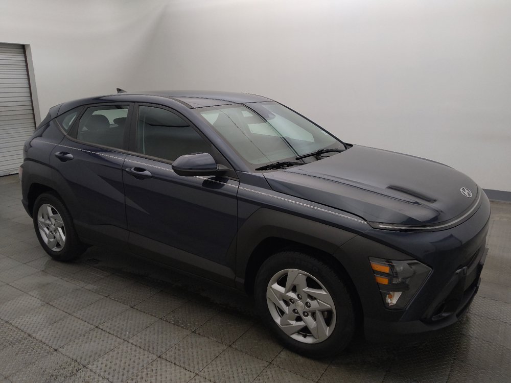 Used 2024 Hyundai Kona SE FWD image 11