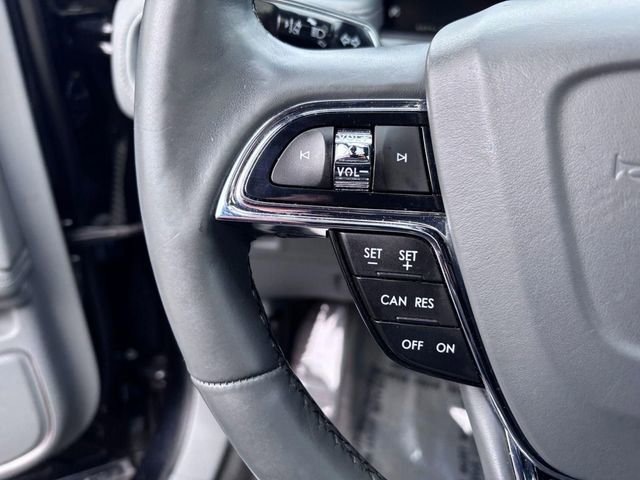 Used 2022 Lincoln Nautilus Reserve w/ Cargo Utility Package image 18