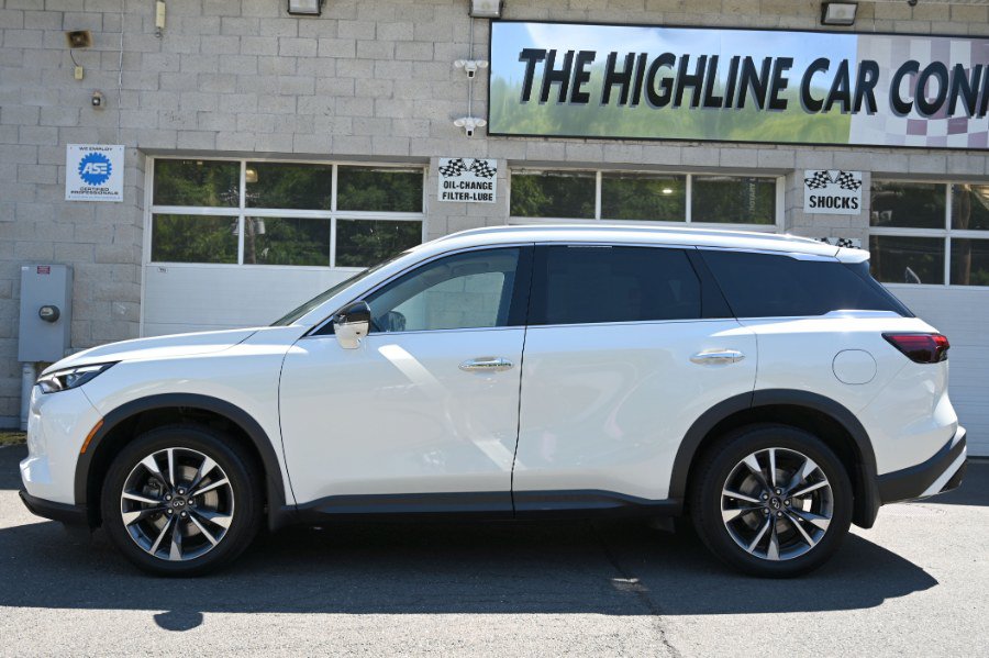 Used 2023 INFINITI QX60 Luxe w/ Cargo Package AWD/4WD image 2