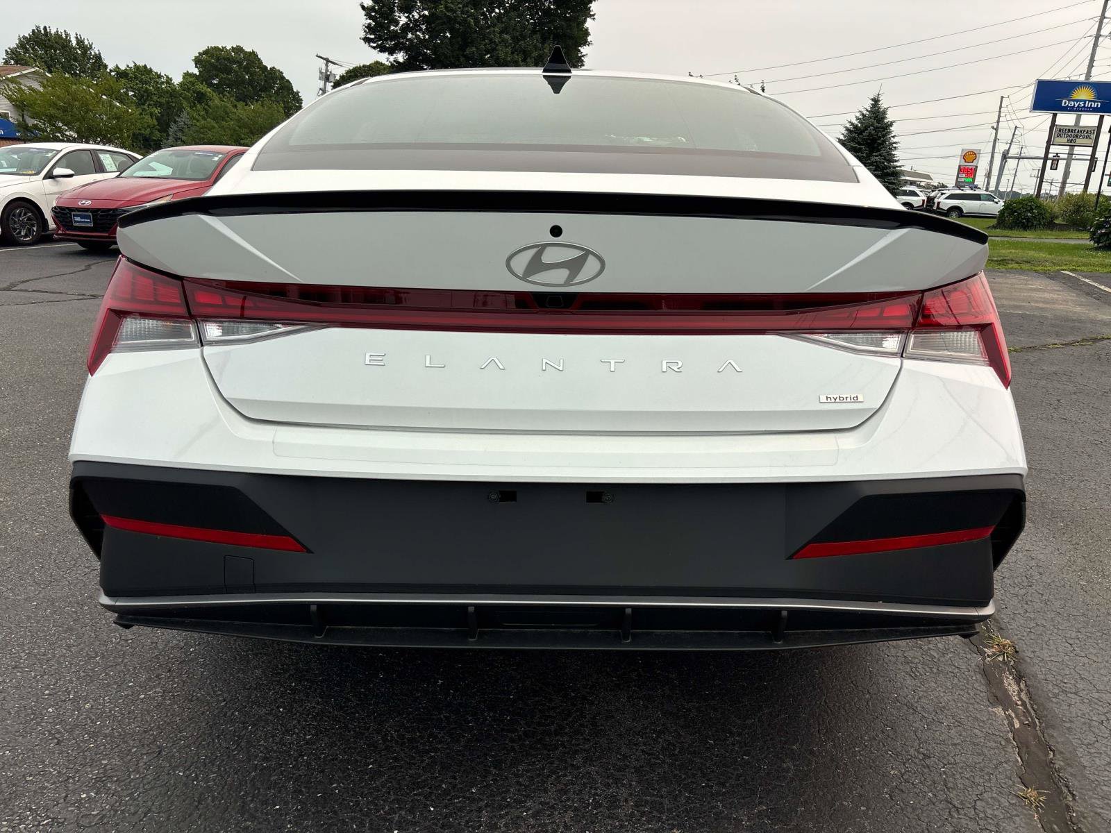 Certified 2026 Hyundai Elantra SEL FWD image 4