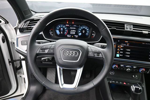 Used 2023 Audi Q3 2.0T Premium Plus w/ Premium Plus Package AWD/4WD image 17