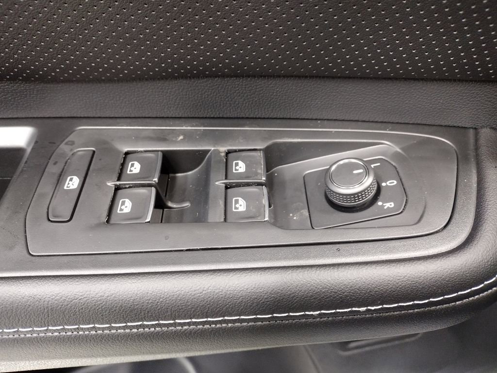 New 2026 Volkswagen Atlas SE image 20