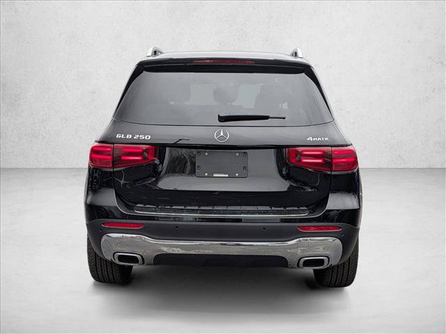New 2026 Mercedes-Benz GLB 250 4MATIC image 8