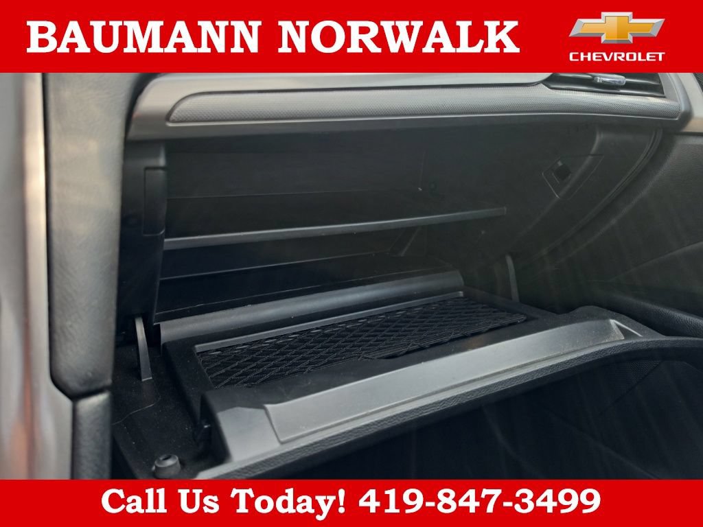 Used 2017 Ford Fusion SE w/ Fusion SE Technology Package FWD image 47