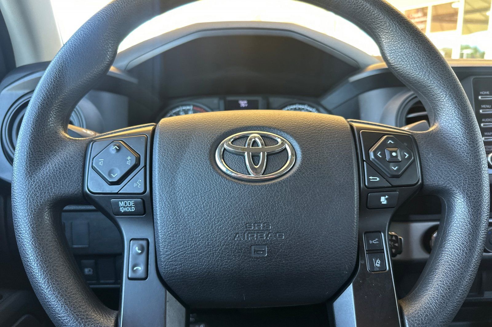 Used 2022 Toyota Tacoma SR AWD/4WD image 23