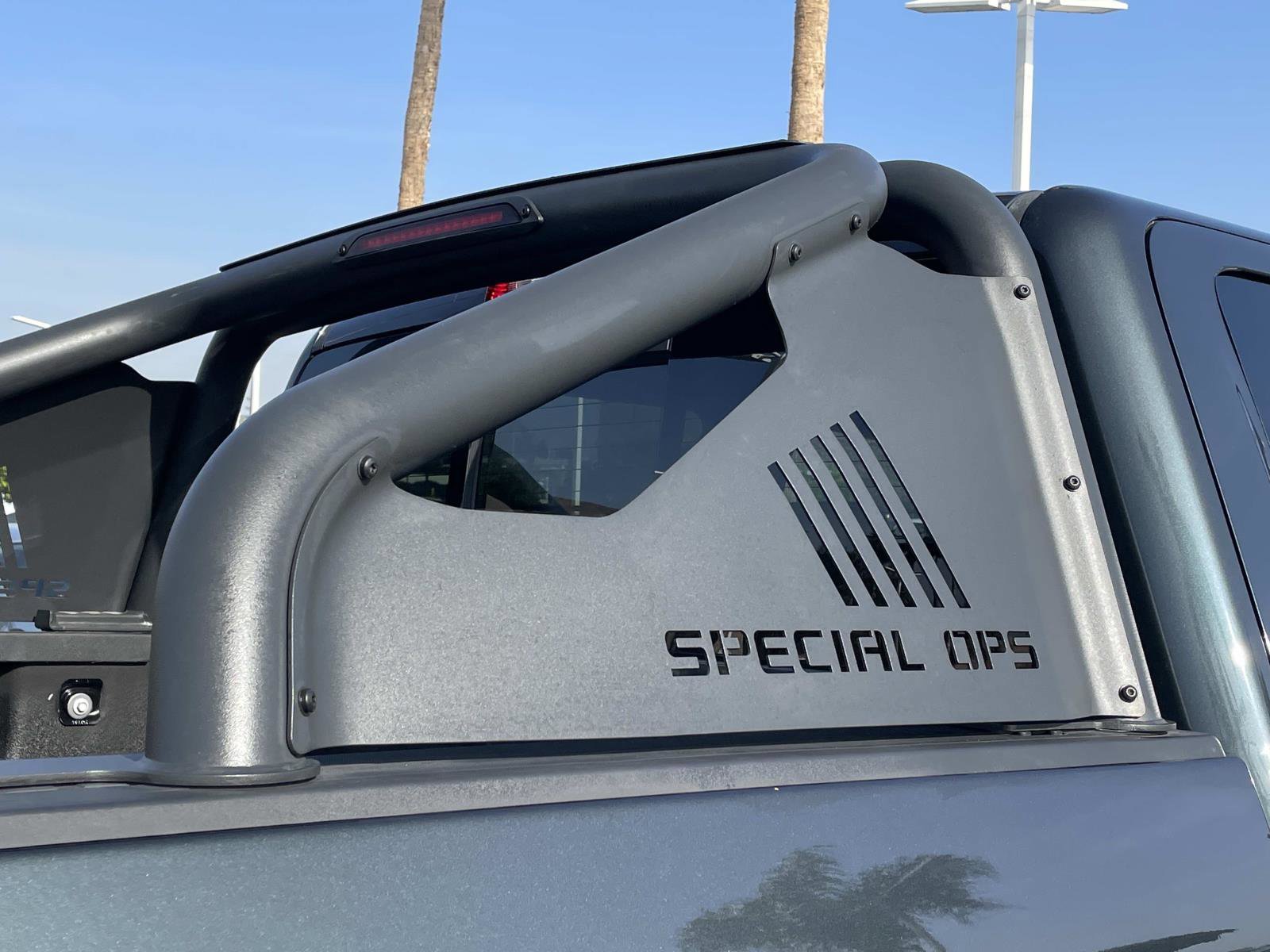 Used 2018 Chevrolet Silverado 2500 High Country w/ Duramax Plus Package image 6