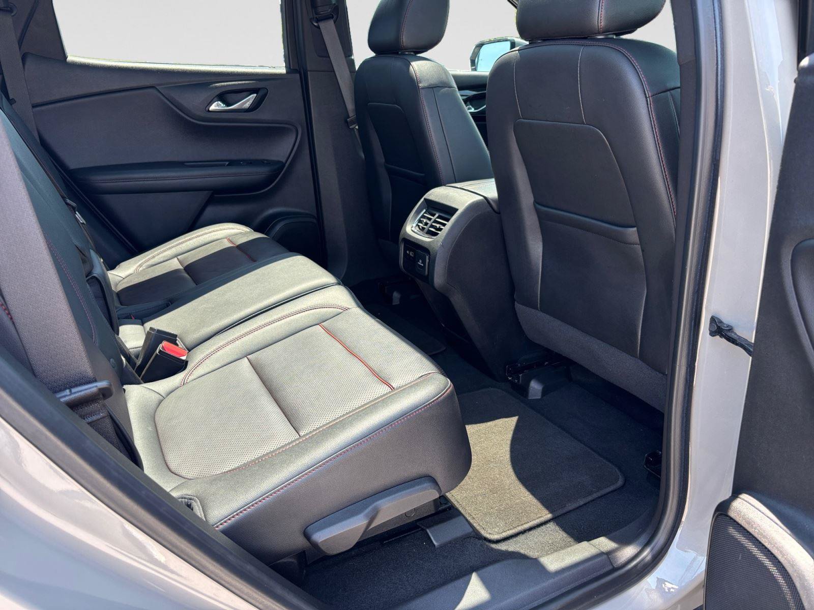 Used 2021 Chevrolet Blazer RS w/ Enhanced Convenience Package FWD image 47