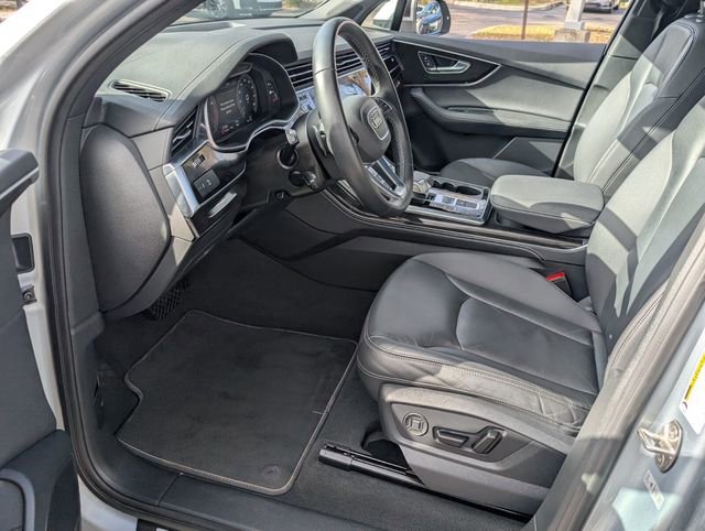 Used 2025 Audi Q7 3.0T Premium Plus AWD/4WD image 11