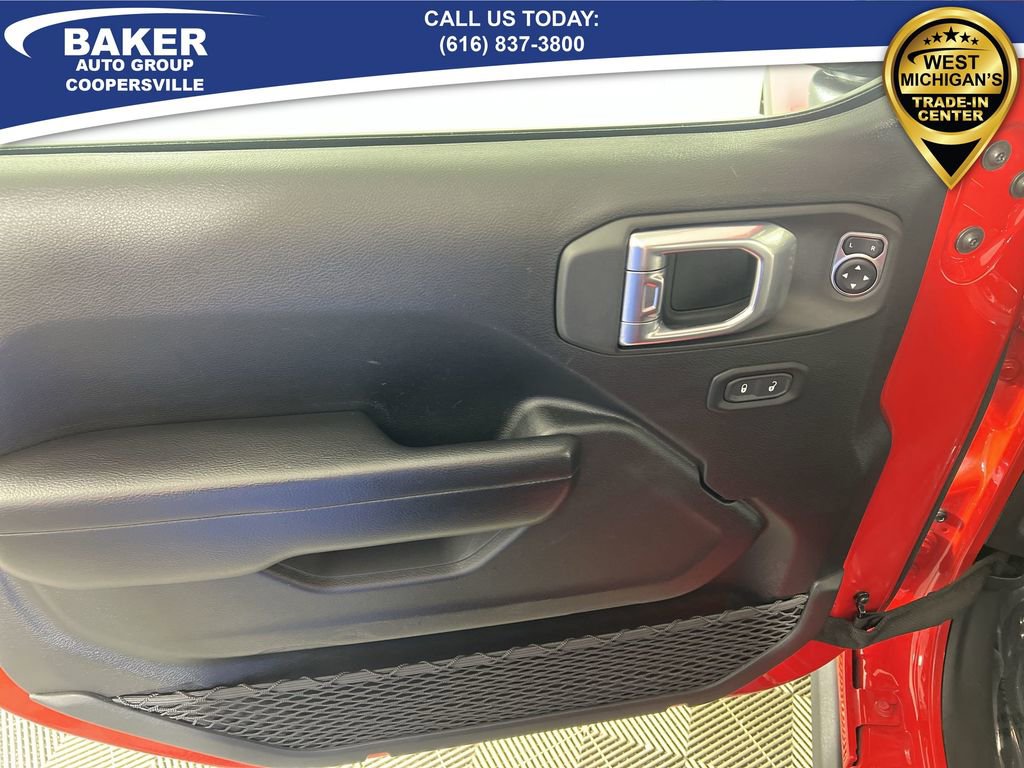 Used 2021 Jeep Gladiator Willys image 22