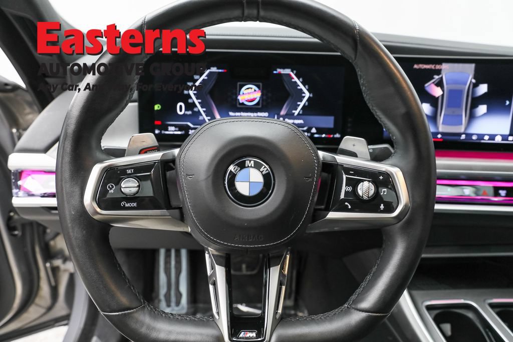 Used 2023 BMW 760i xDrive w/ Executive Package AWD/4WD image 10