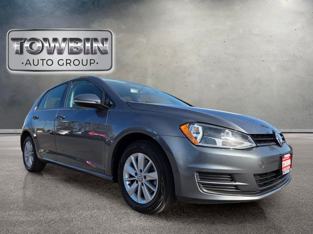 Used 2015 Volkswagen Golf S FWD image 2