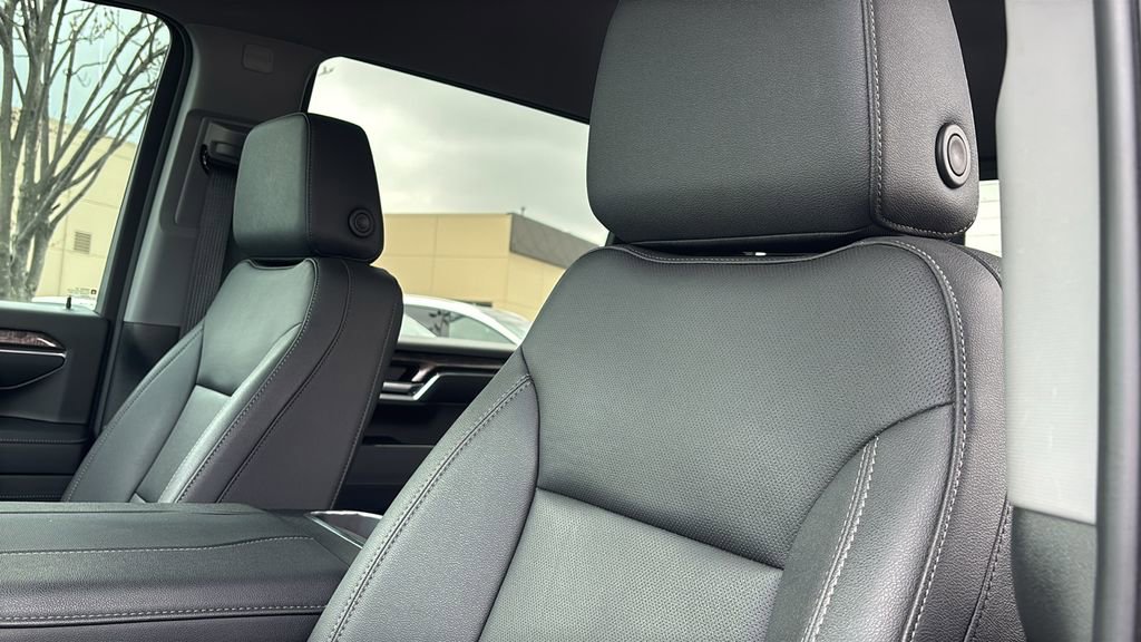 Used 2024 Chevrolet Silverado 3500 LTZ w/ LTZ Plus Package image 26