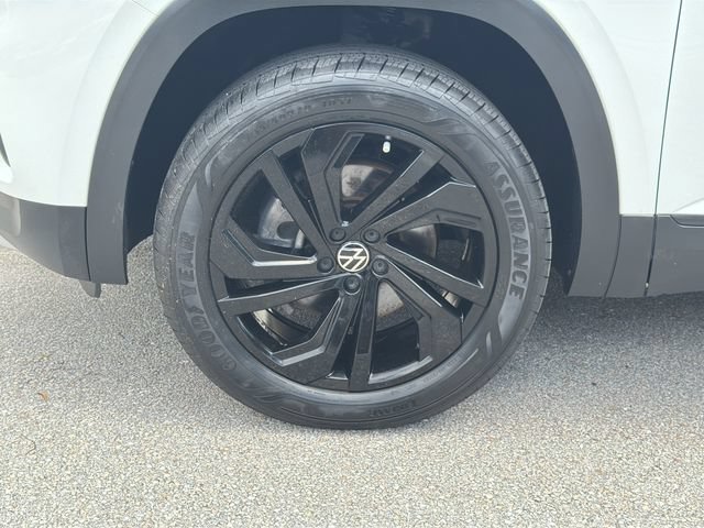 Certified 2022 Volkswagen Atlas SE FWD image 10