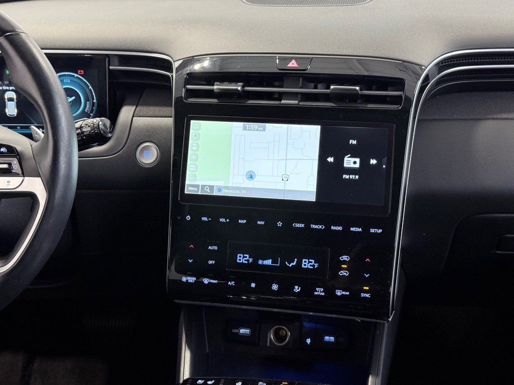 Used 2024 Hyundai Tucson Limited image 23