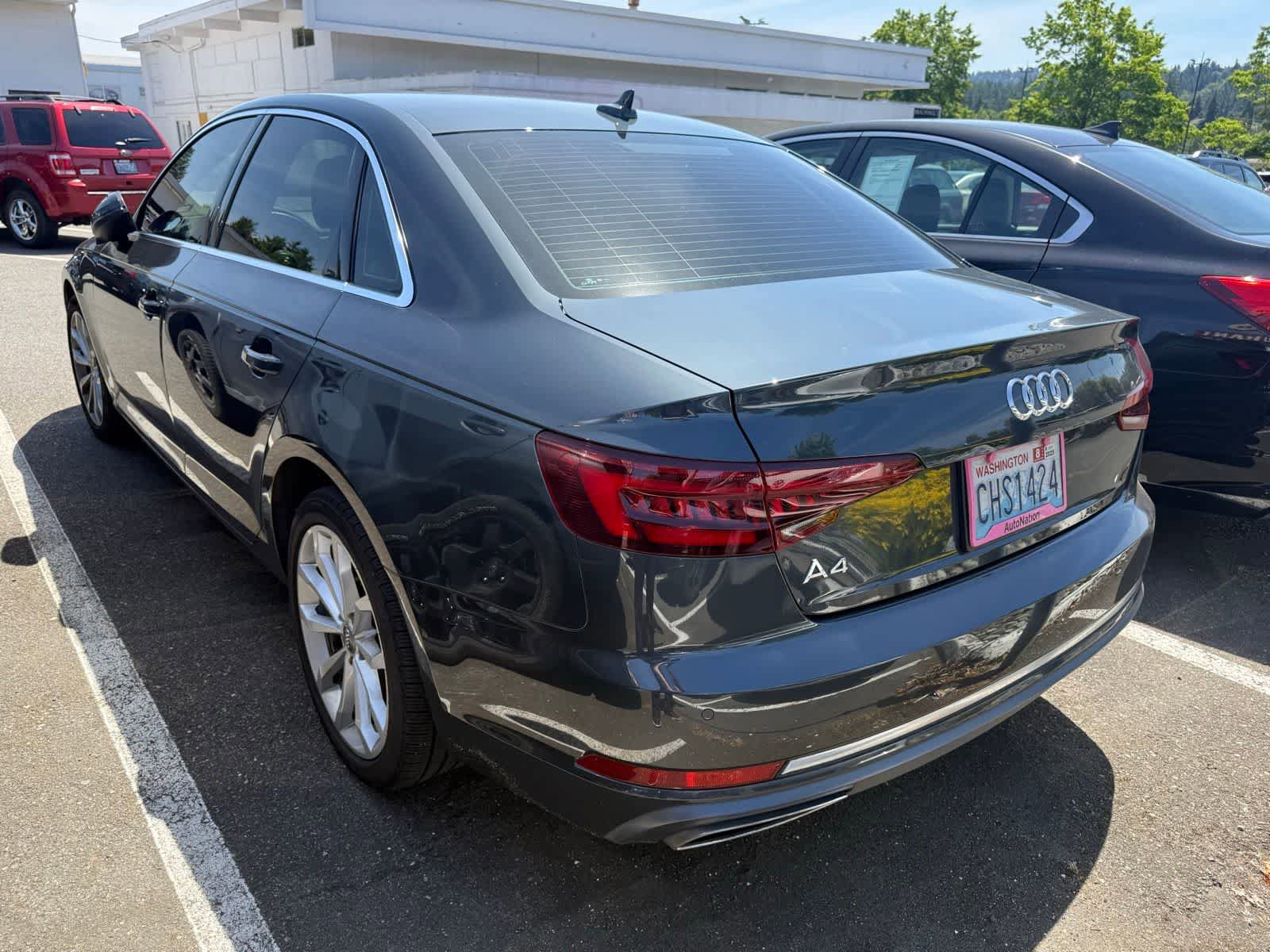 Used 2019 Audi A4 2.0T Premium Plus w/ Premium Plus Package FWD image 2