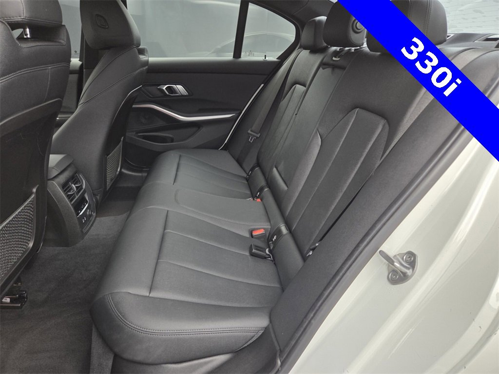 Used 2020 BMW 330i Sedan w/ Convenience Package image 18