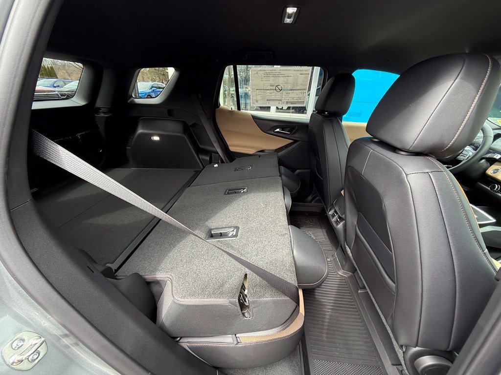 Used 2026 Chevrolet Equinox ACTIV FWD image 34