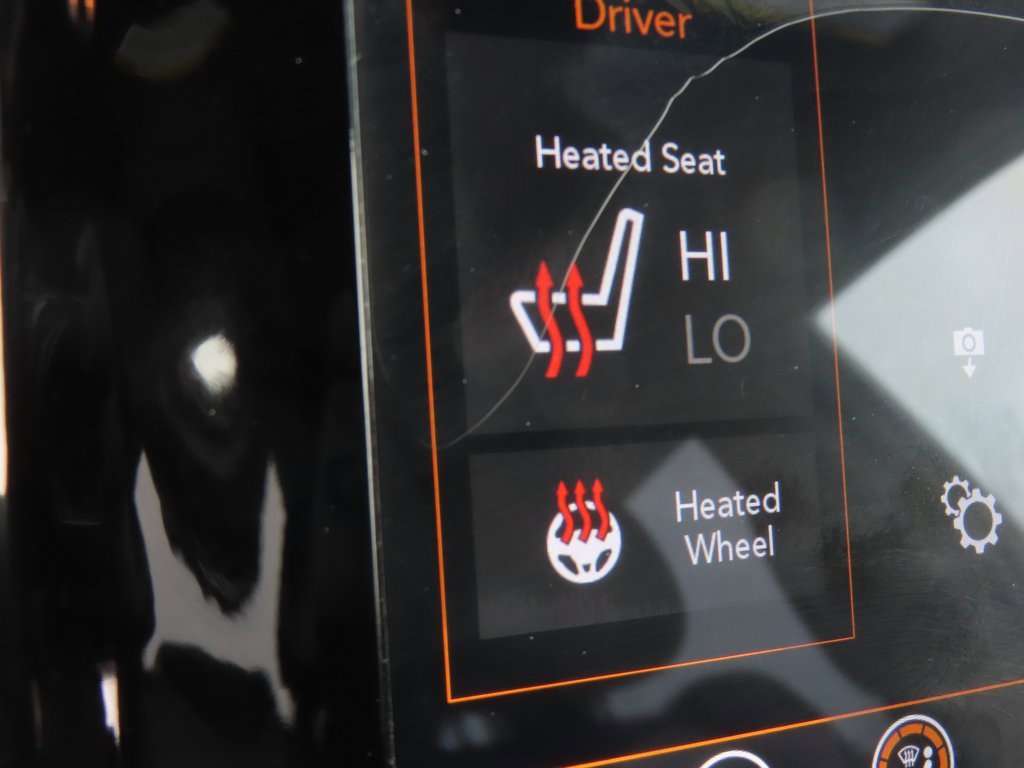 Used 2019 Jeep Grand Cherokee Limited image 9