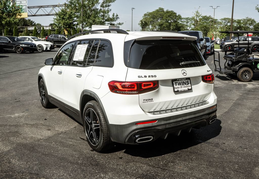 Used 2021 Mercedes-Benz GLB 250 4MATIC image 33