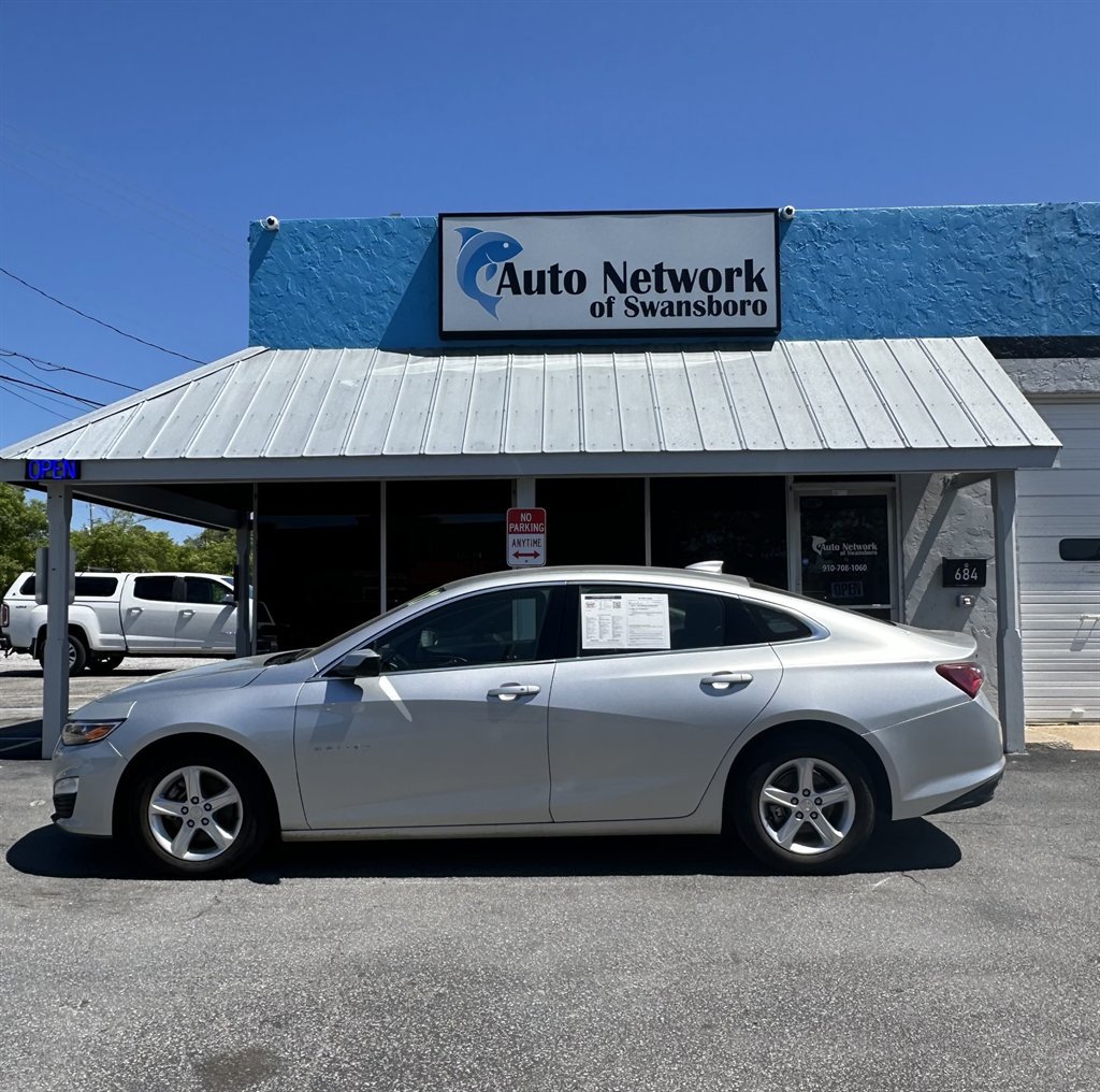 Used 2022 Chevrolet Malibu LT image 7
