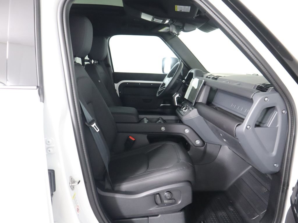 New 2026 Land Rover Defender 110 S image 21